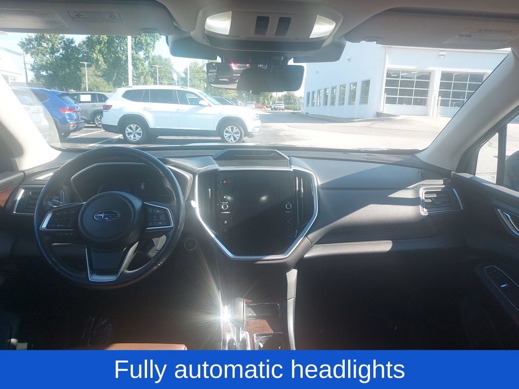 Used 2023 Subaru Ascent Touring AWD/4WD image 9