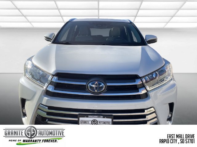 Used 2019 Toyota Highlander Limited Platinum AWD/4WD image 11