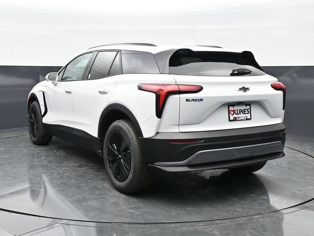 New 2026 Chevrolet Blazer EV LT w/ Midnight/Sport Edition FWD image 11