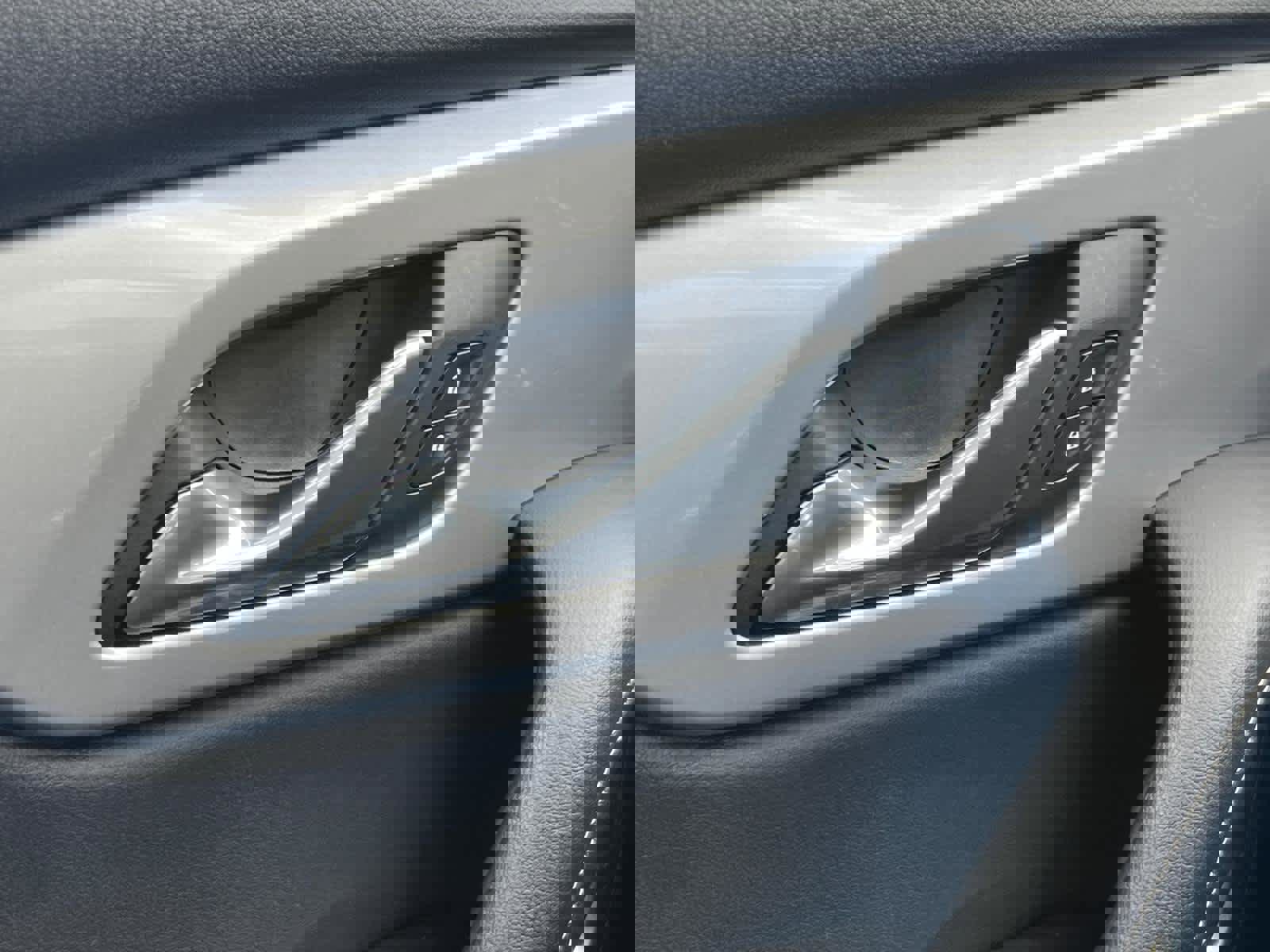 Certified 2023 Chevrolet Blazer LT w/ LPO, Black Sport Package image 23