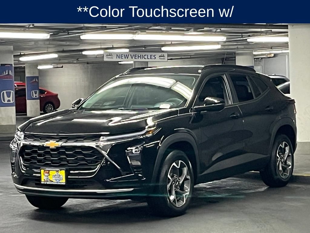 Used 2024 Chevrolet Trax LT w/ Driver Confidence Package FWD image 4