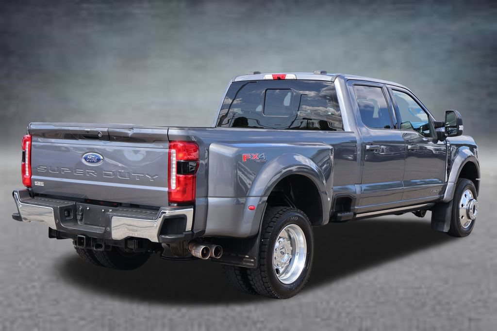 Used 2023 Ford F450 Lariat w/ Lariat Ultimate Package AWD/4WD image 3