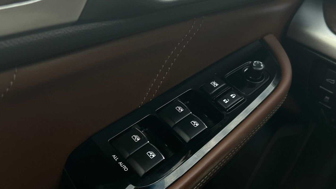 Used 2018 Subaru Outback 2.5i Touring image 38