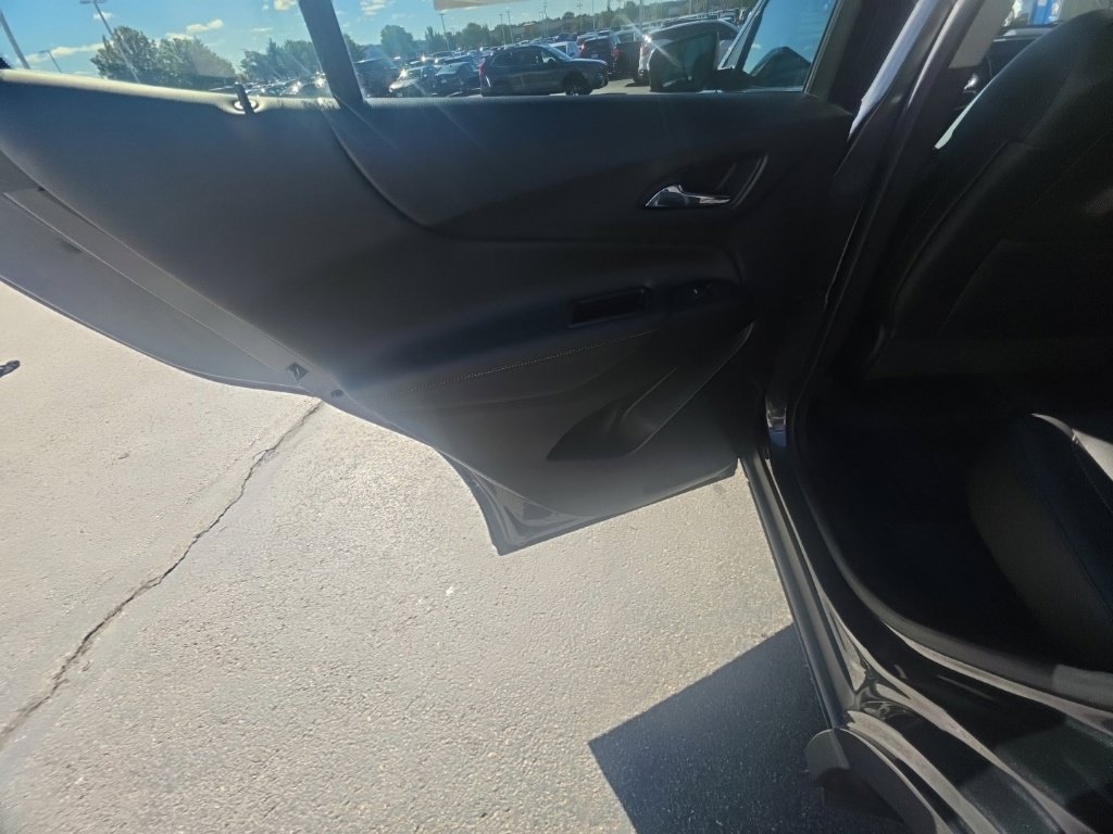 Used 2021 Chevrolet Equinox Premier AWD/4WD image 26