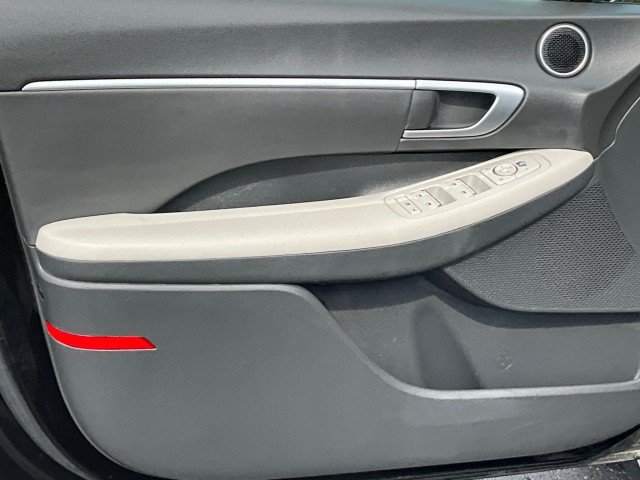 Used 2025 Hyundai Sonata SEL FWD image 26