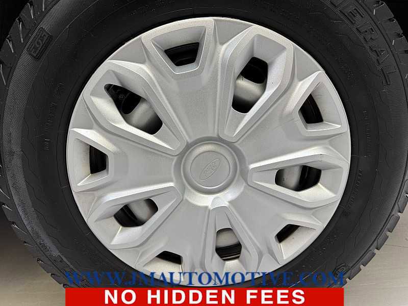 Used 2016 Ford Transit 250 130 Low Roof w/ Exterior Upgrade Package image 9