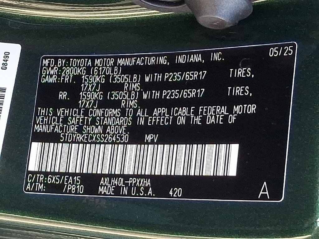 Certified 2025 Toyota Sienna XLE FWD image 35