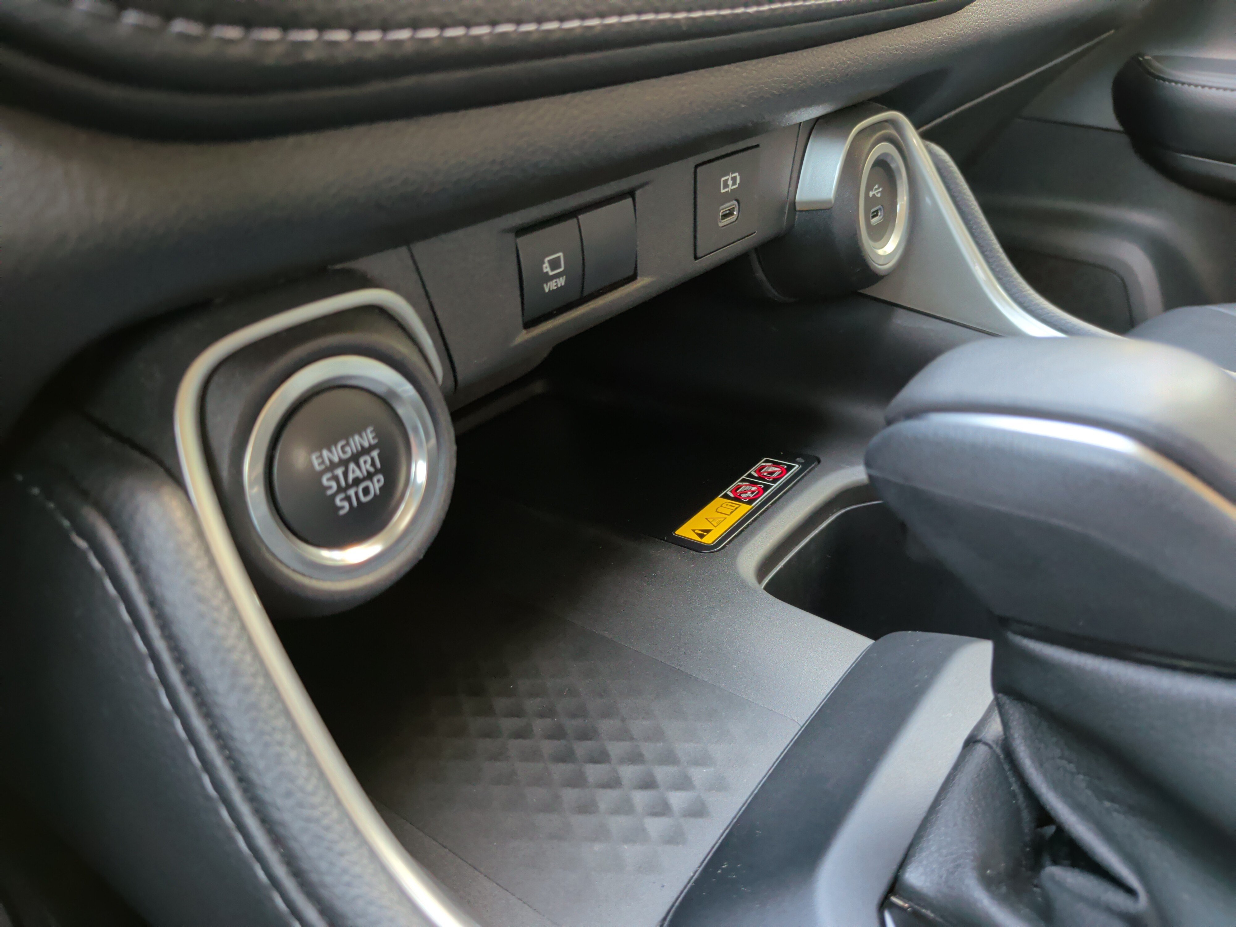 Used 2025 Toyota Grand Highlander AWD image 18