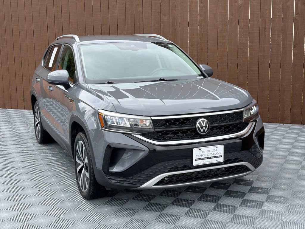 Used 2023 Volkswagen Taos SE image 9
