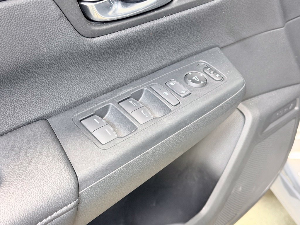 Used 2026 Honda CR-V EX image 10