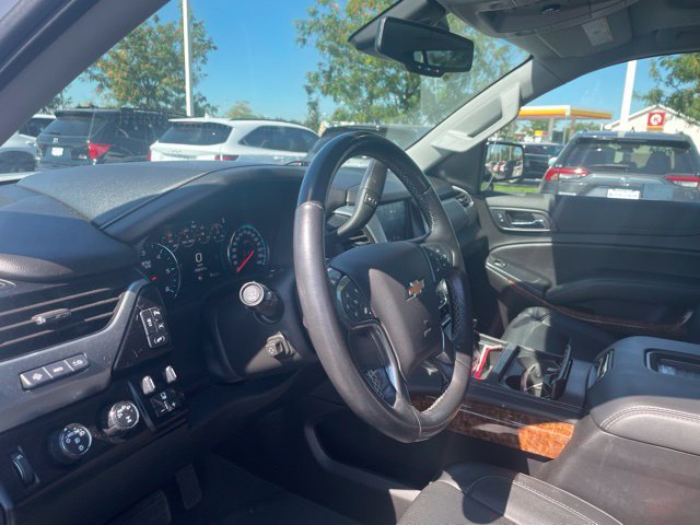 Used 2020 Chevrolet Suburban Premier AWD/4WD image 9