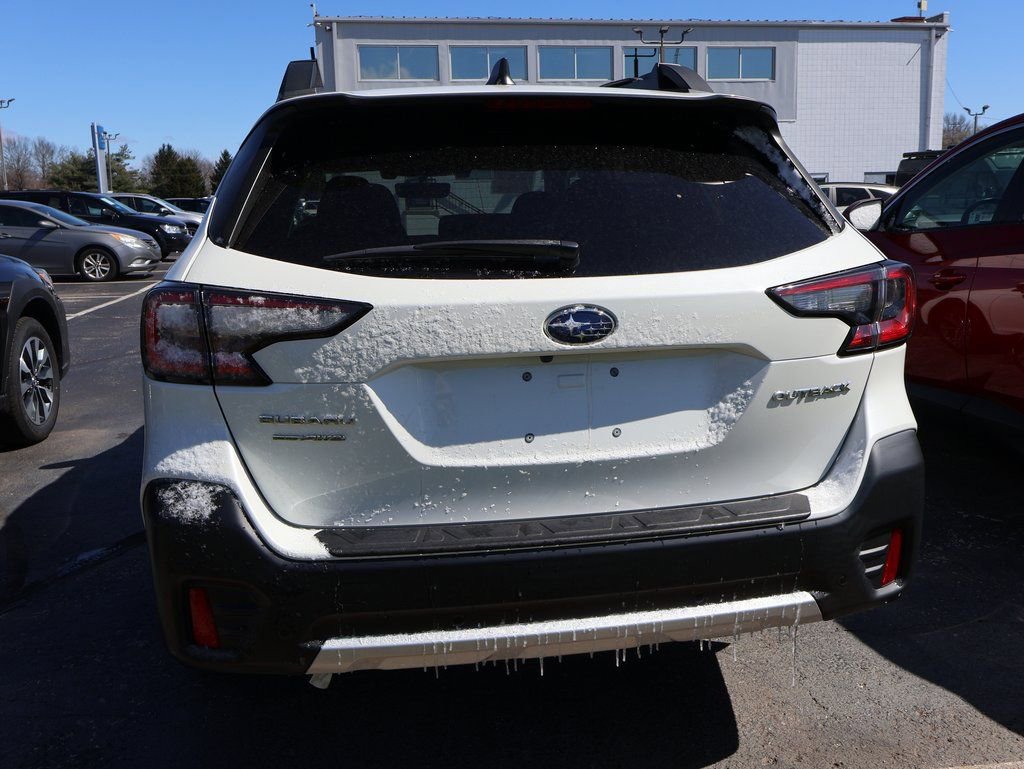 Used 2021 Subaru Outback Limited w/ Popular Package #2 image 16