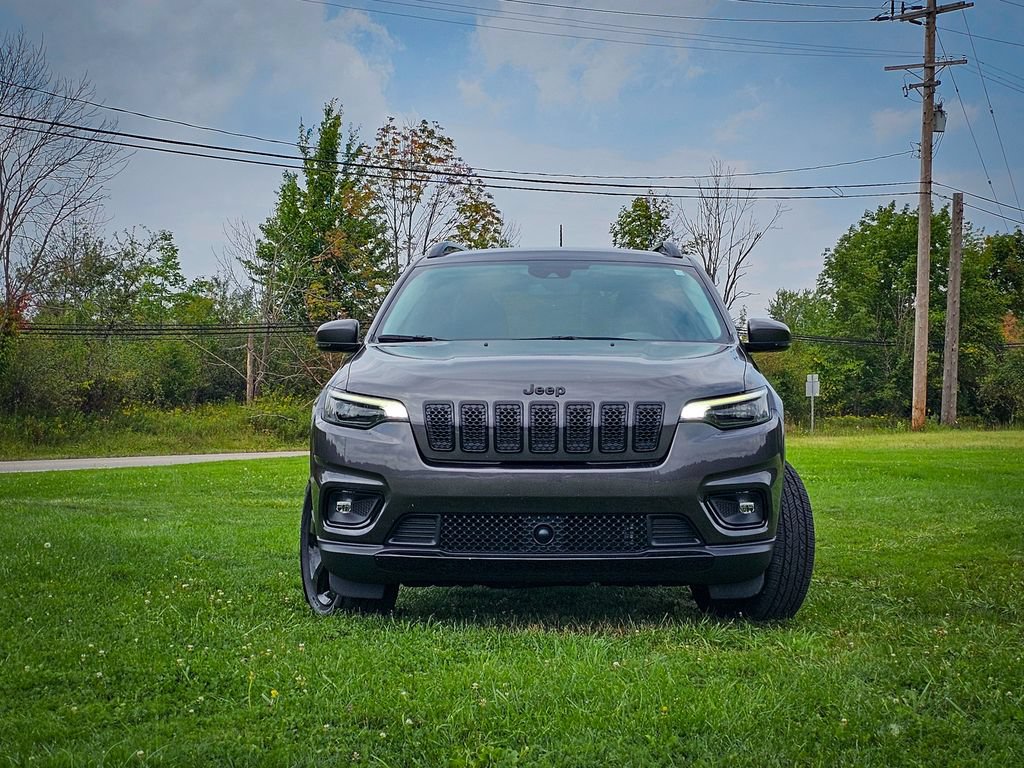 Used 2021 Jeep Cherokee Latitude Plus AWD/4WD image 9