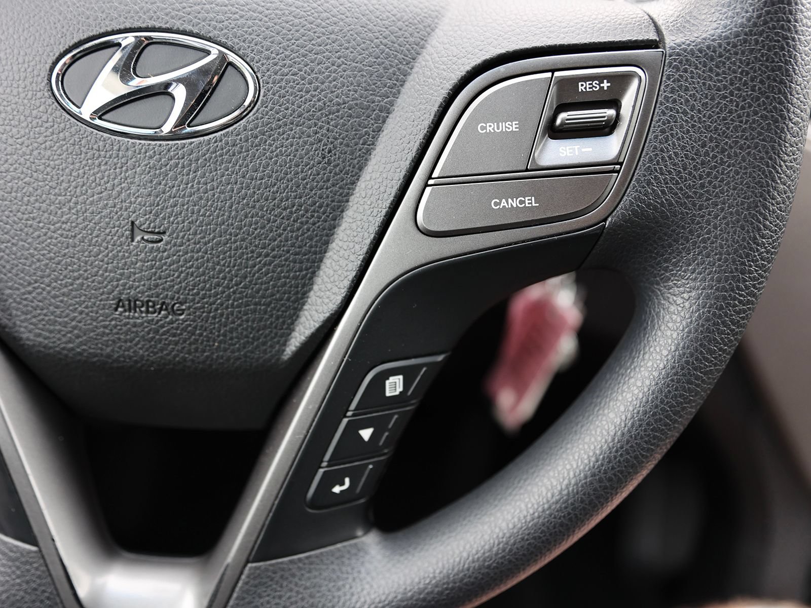 Used 2017 Hyundai Santa Fe Sport AWD/4WD image 33