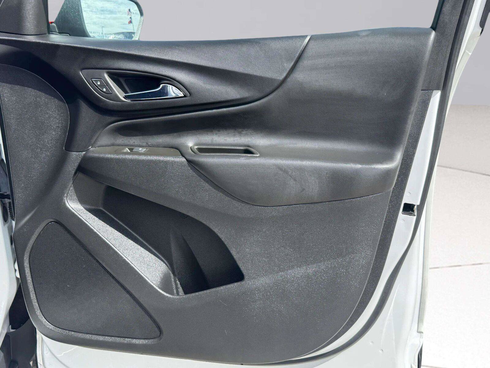 Used 2023 Chevrolet Equinox LT FWD image 46