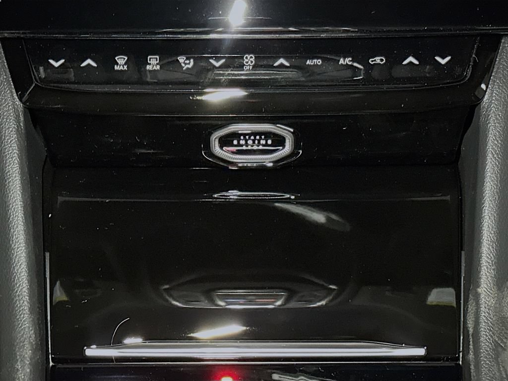 New 2026 Jeep Grand Cherokee Altitude AWD/4WD image 11