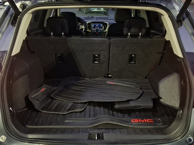 Used 2019 GMC Terrain Denali w/ Advanced Safety Package image 30