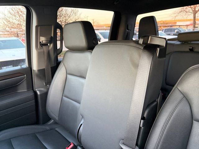 Certified 2025 GMC Sierra 1500 SLT image 25