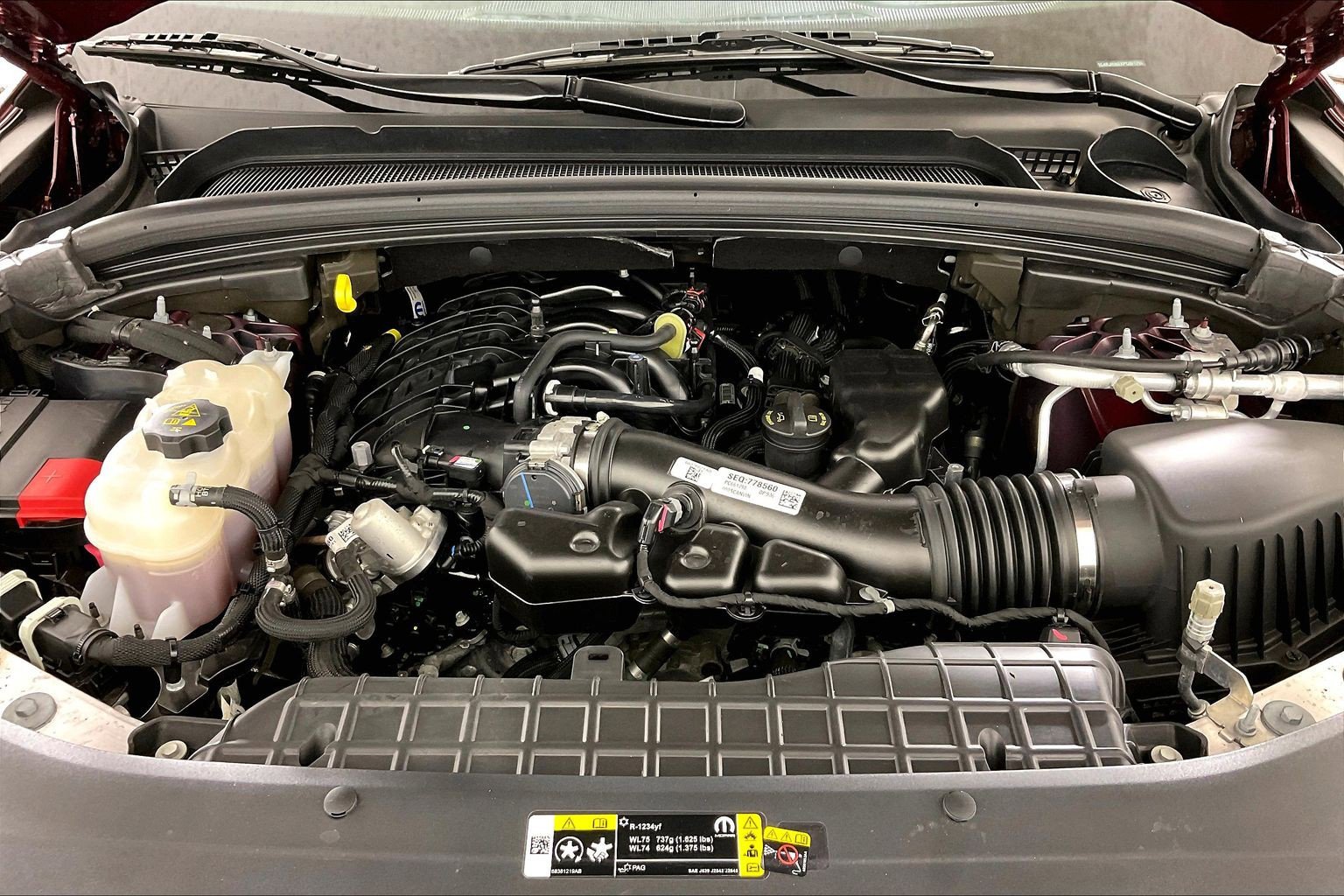Used 2023 Jeep Grand Cherokee Altitude AWD/4WD image 28