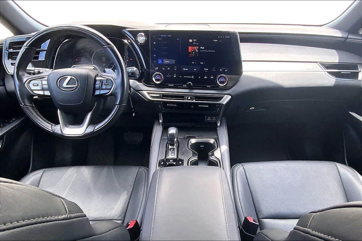 Used 2023 Lexus RX 350 FWD image 10