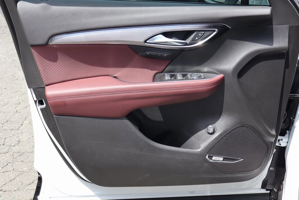 New 2025 Buick Envision Sport Touring image 9