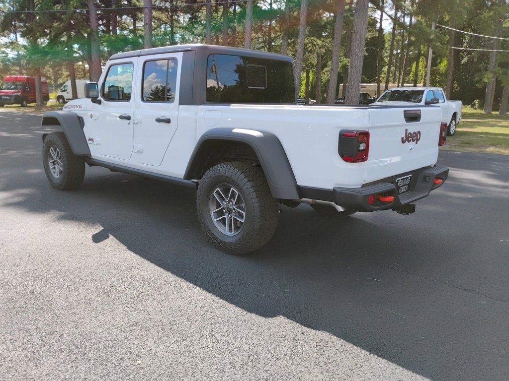 New 2025 Jeep Gladiator Mojave w/ Convenience Group image 7