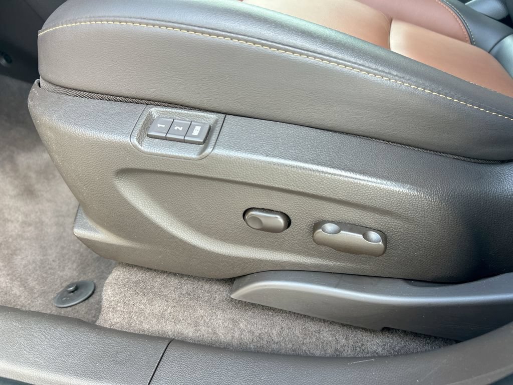 Used 2014 Buick Encore Premium FWD image 33