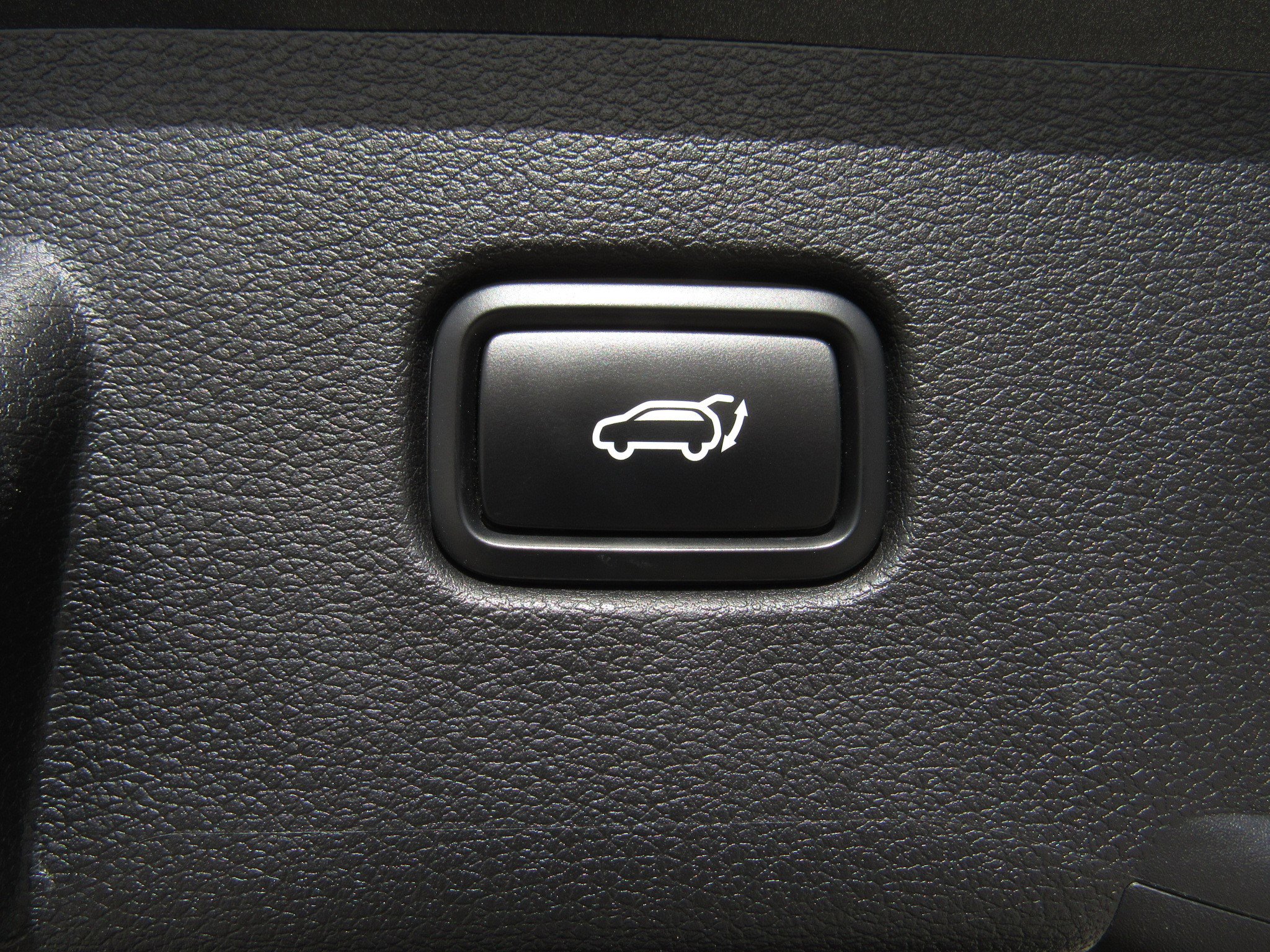 Used 2024 Kia Sportage SX image 14