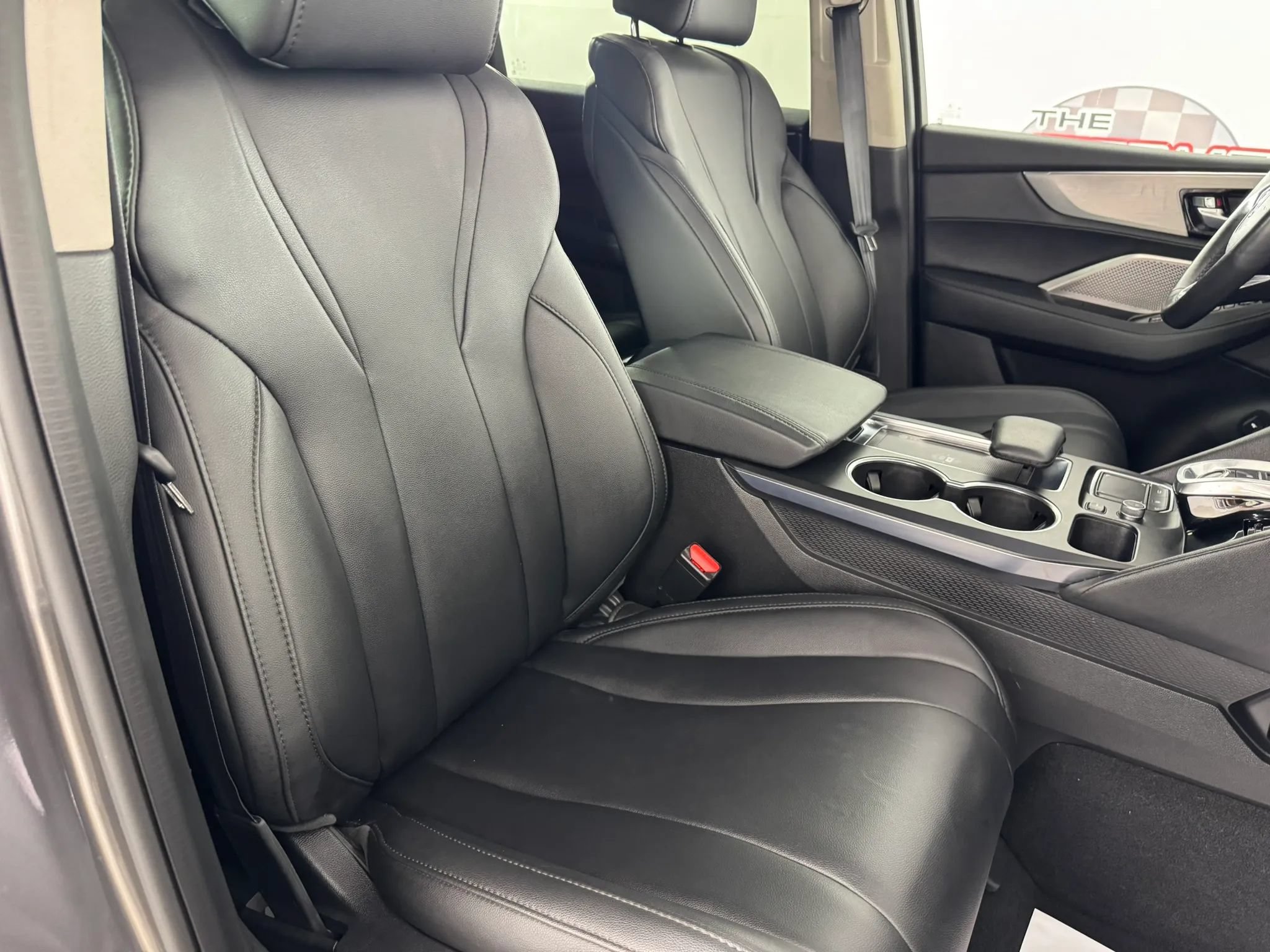 Used 2024 Acura MDX SH-AWD image 38