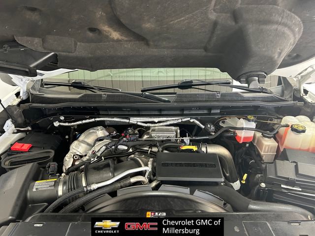 Used 2023 Chevrolet Silverado 3500 W/T w/ Gooseneck/5TH Wheel Package AWD/4WD image 7