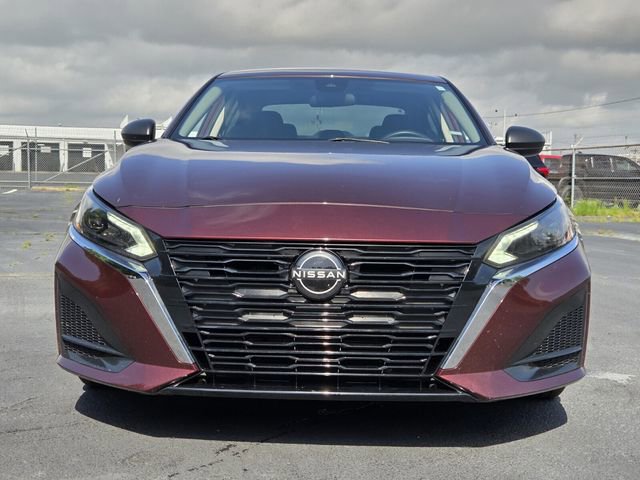 Certified 2024 Nissan Altima 2.5 SV FWD image 7