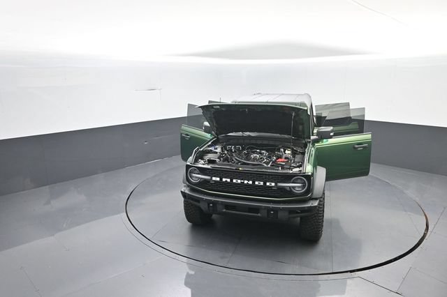 Certified 2024 Ford Bronco Wildtrak AWD/4WD image 32