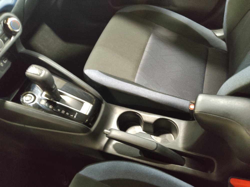 Used 2025 Nissan Versa SV FWD image 26