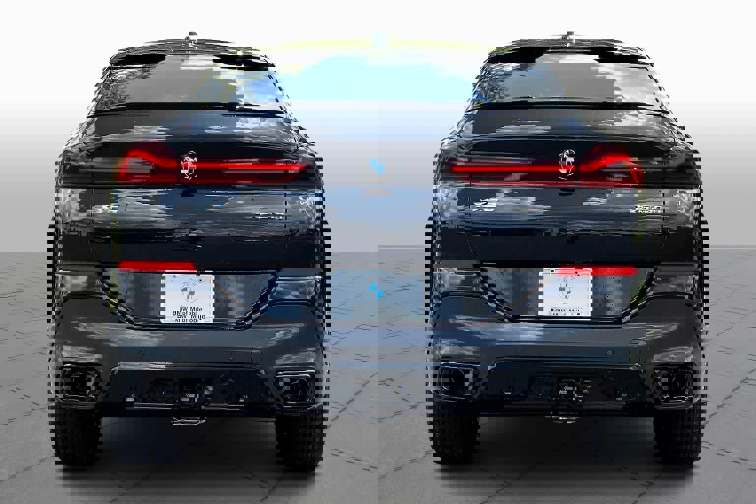 Certified 2026 BMW X6 xDrive40i w/ Climate Comfort Package image 4