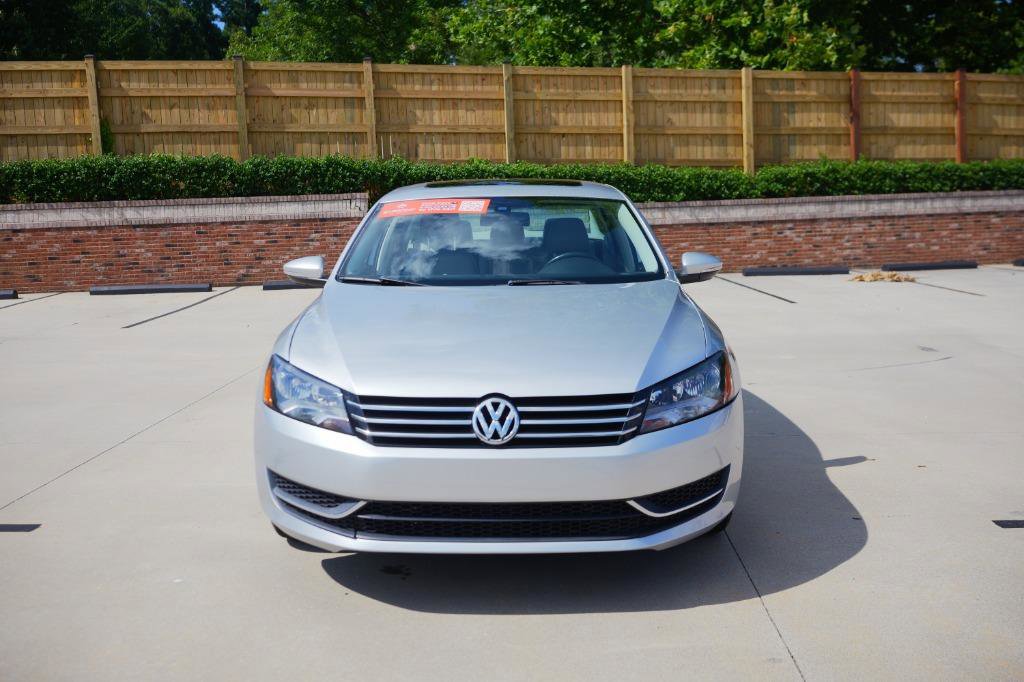 Used 2012 Volkswagen Passat 2.5 SE image 2