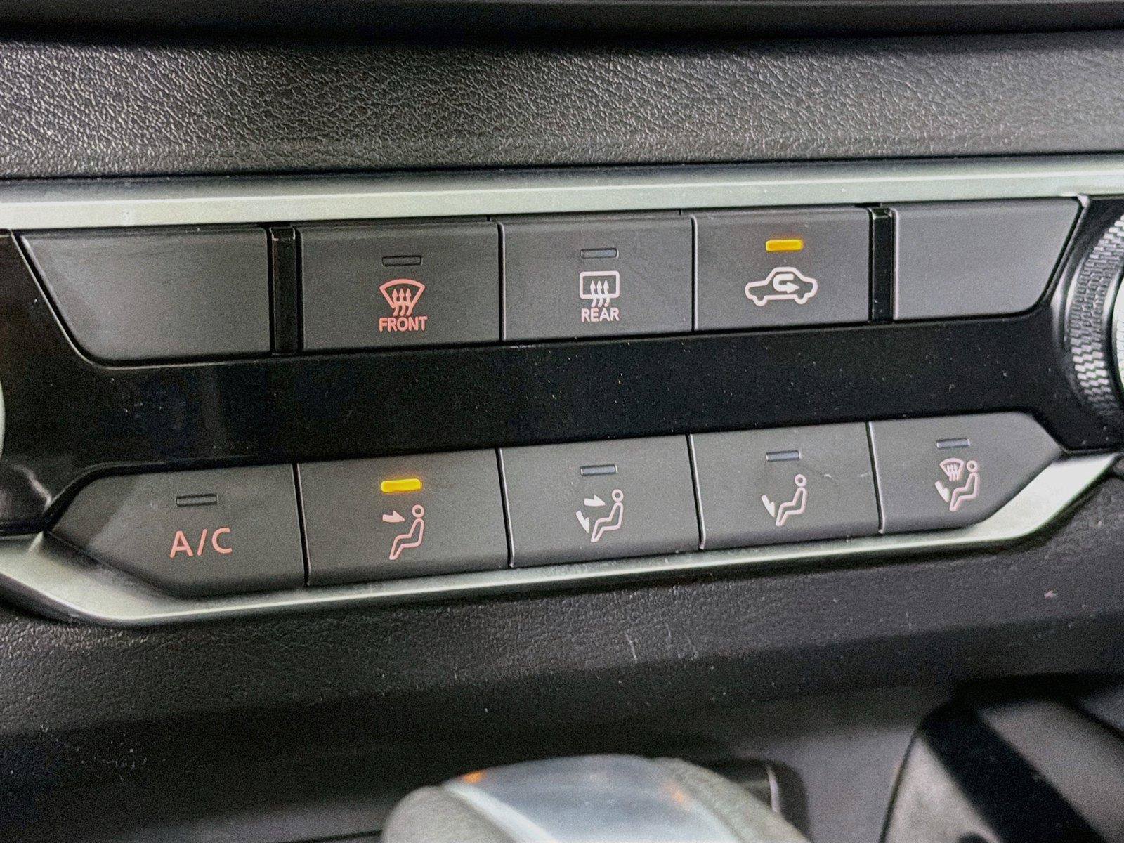 Used 2023 Nissan Altima 2.5 SV AWD/4WD image 24