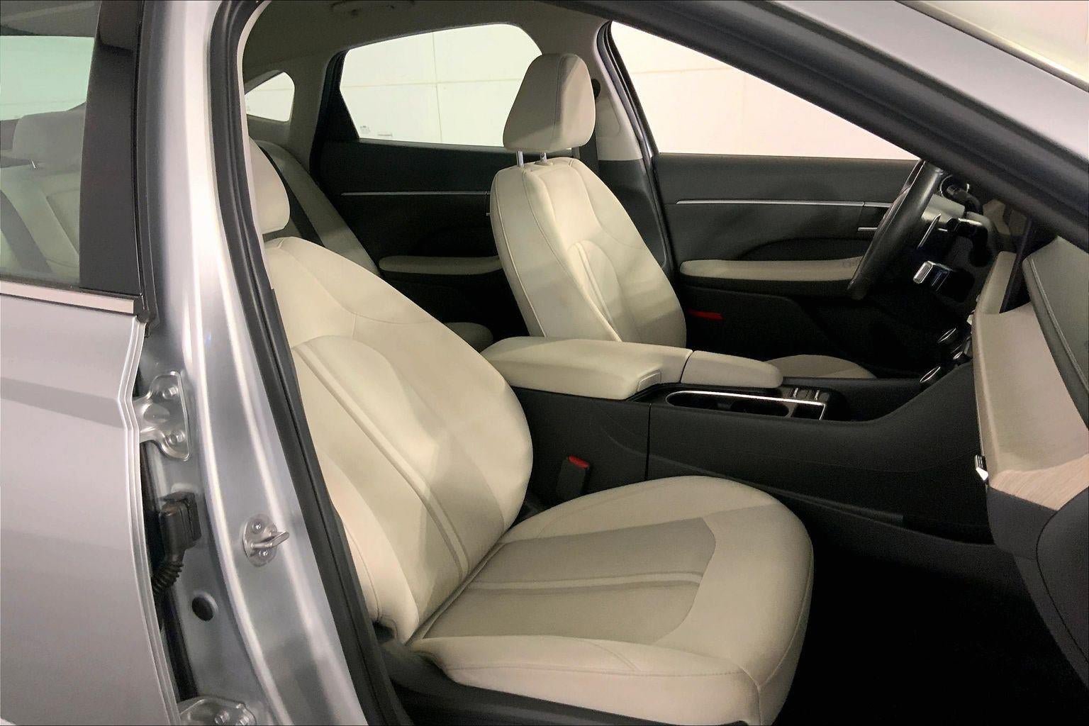 Used 2025 Hyundai Sonata SEL FWD image 7