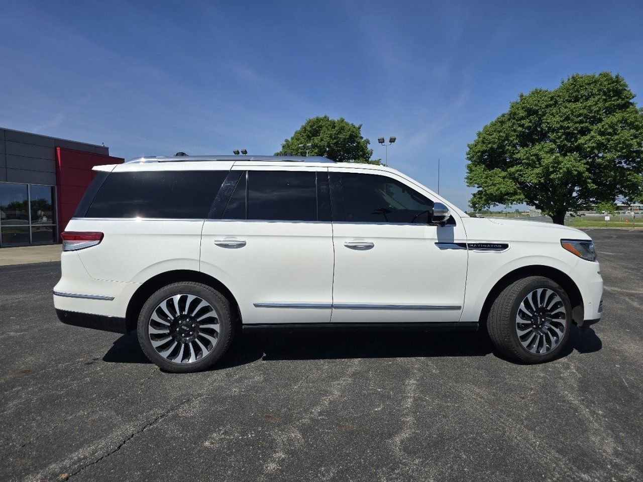 Used 2023 Lincoln Navigator Black Label AWD/4WD image 21