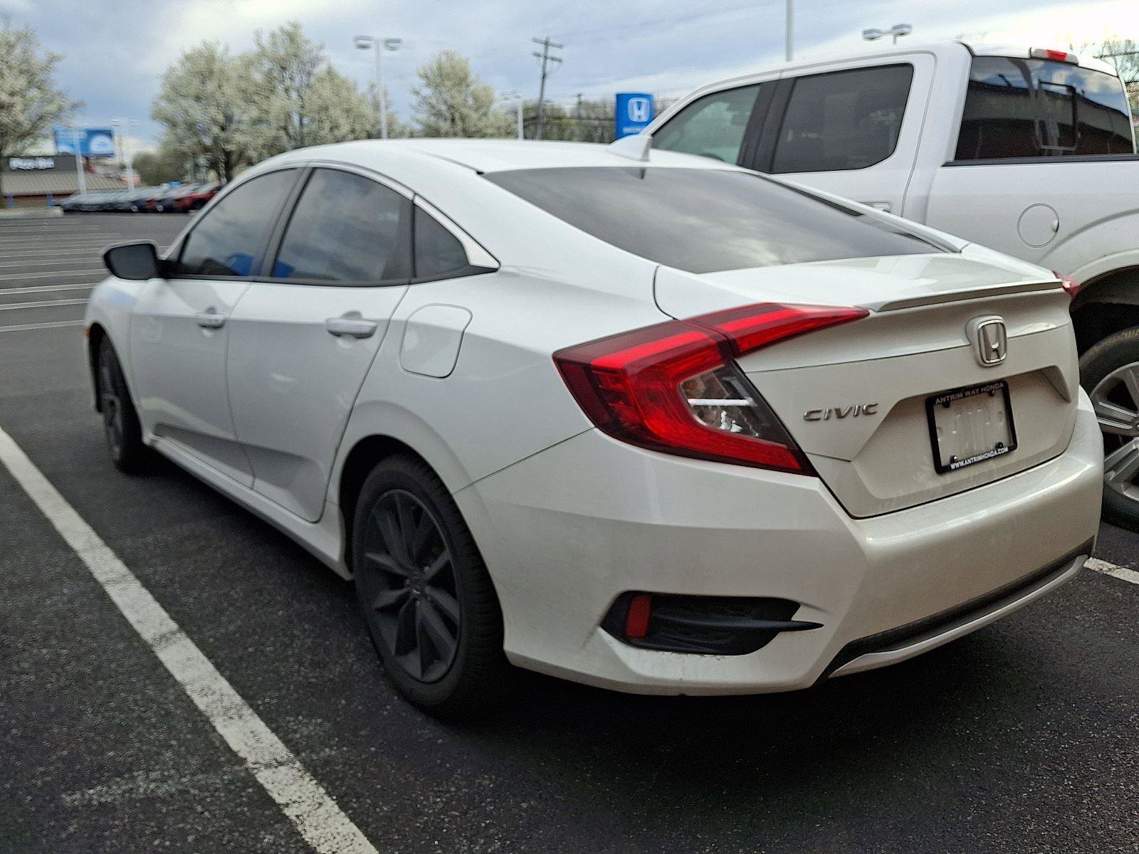 Used 2020 Honda Civic EX-L image 4