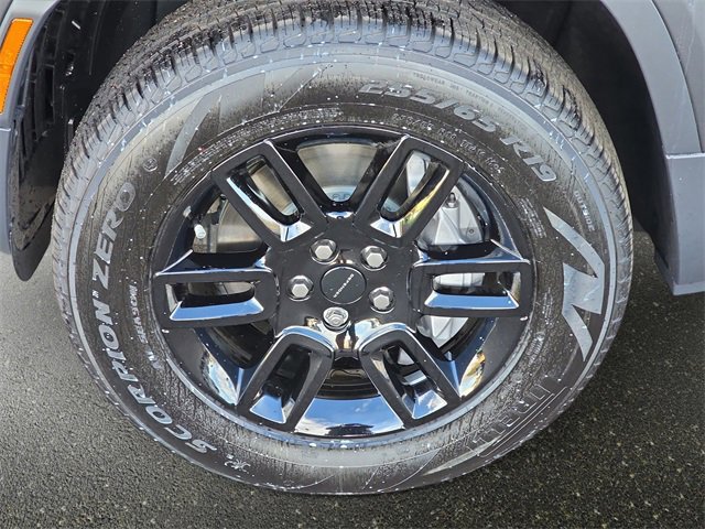 New 2026 Land Rover Defender 110 S image 19