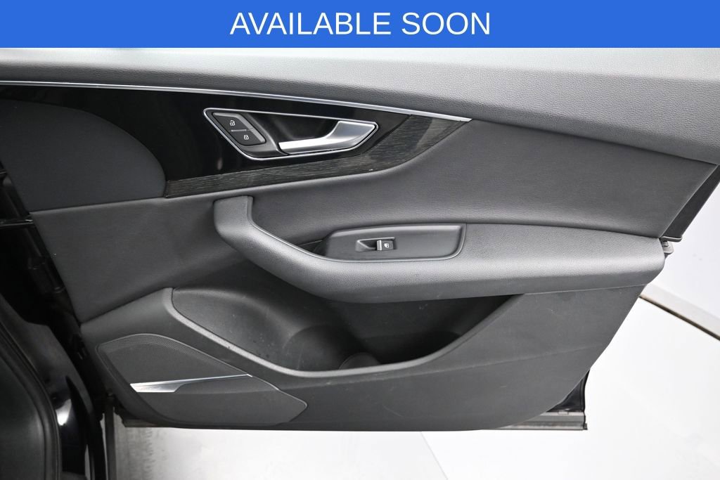 Used 2017 Audi Q7 3.0T Premium Plus w/ Premium Plus Package AWD/4WD image 40