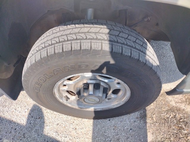 Used 2006 Chevrolet Silverado 2500 LT w/ Heavy-Duty Power Package image 18