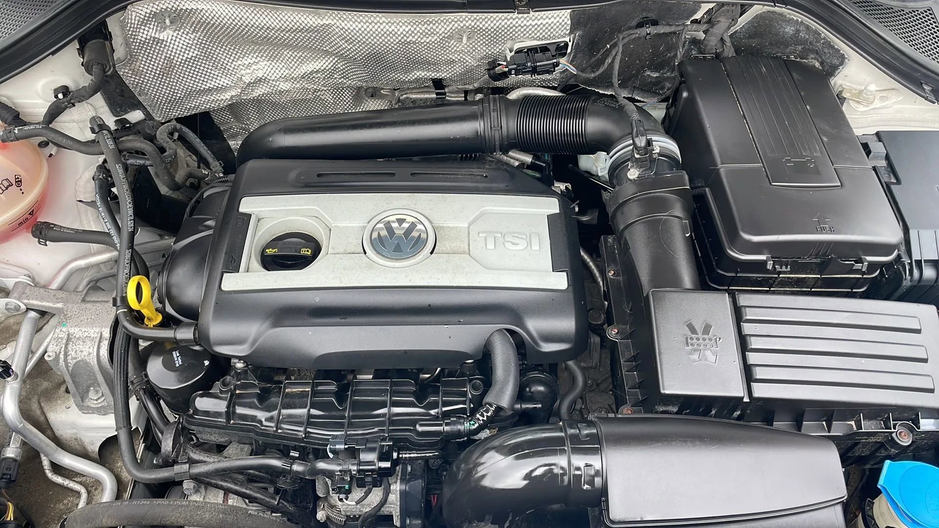 Used 2017 Volkswagen Tiguan Wolfsburg Edition AWD/4WD image 32