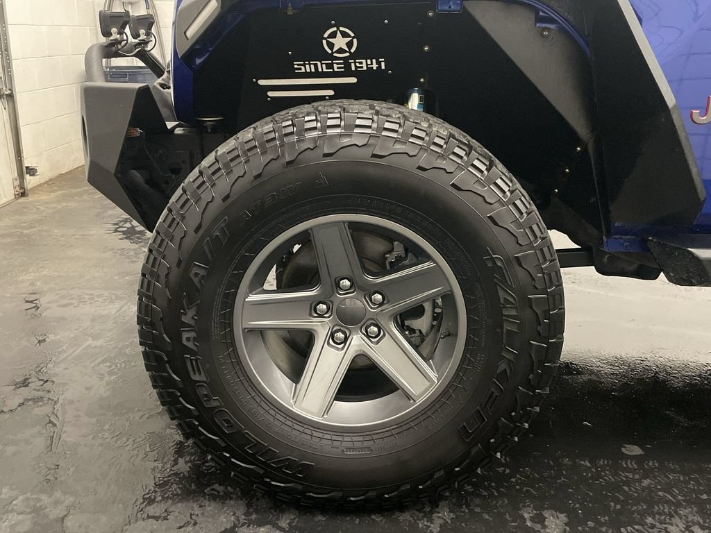 Used 2019 Jeep Wrangler Rubicon w/ LED Lighting Group AWD/4WD image 25