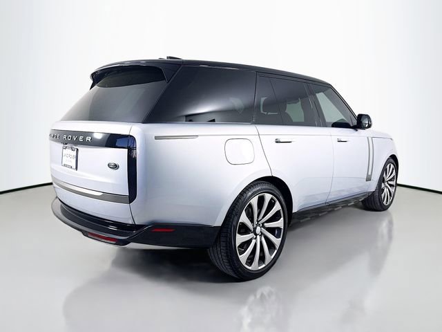 Certified 2023 Land Rover Range Rover SE image 5