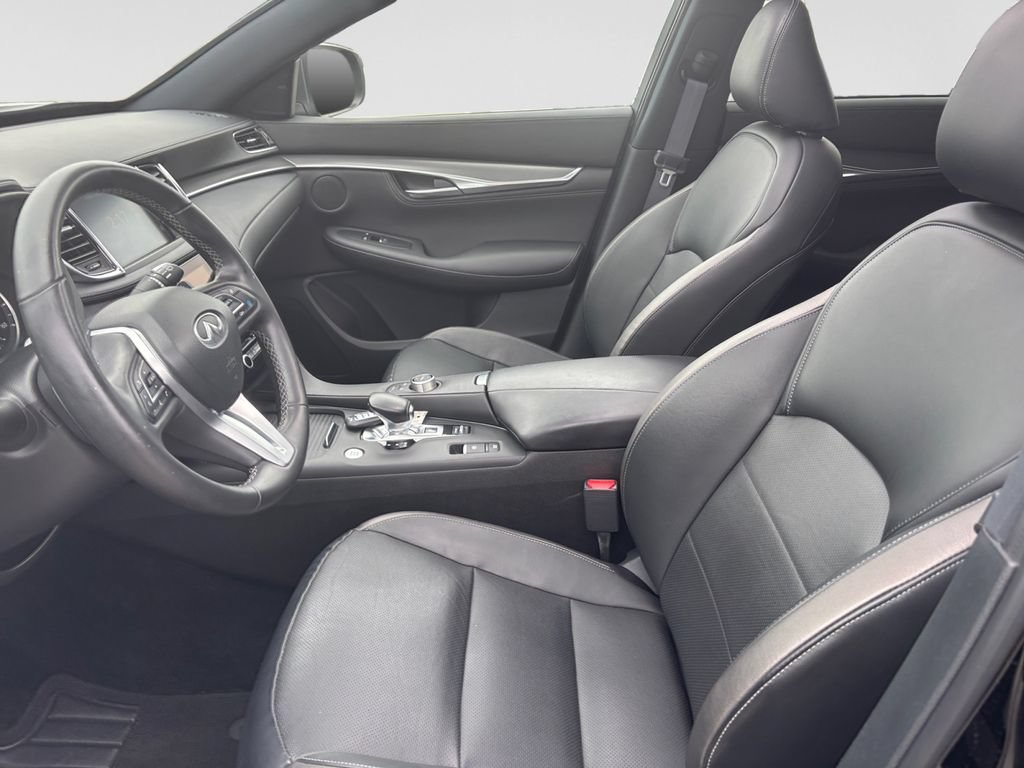 Used 2023 INFINITI QX55 Luxe w/ Cargo Package AWD/4WD image 16