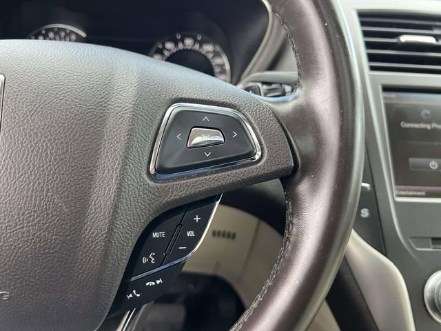 Used 2015 Lincoln MKC AWD w/ Equipment Group 101A Select image 17