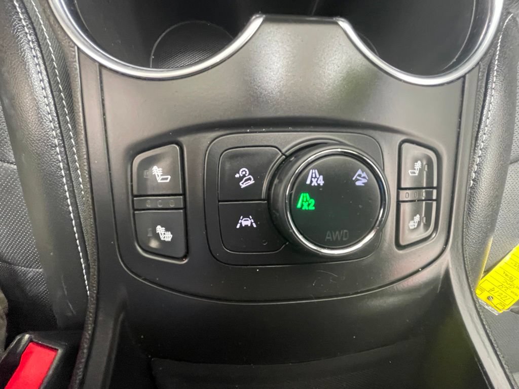 Used 2024 GMC Terrain SLT AWD/4WD image 23