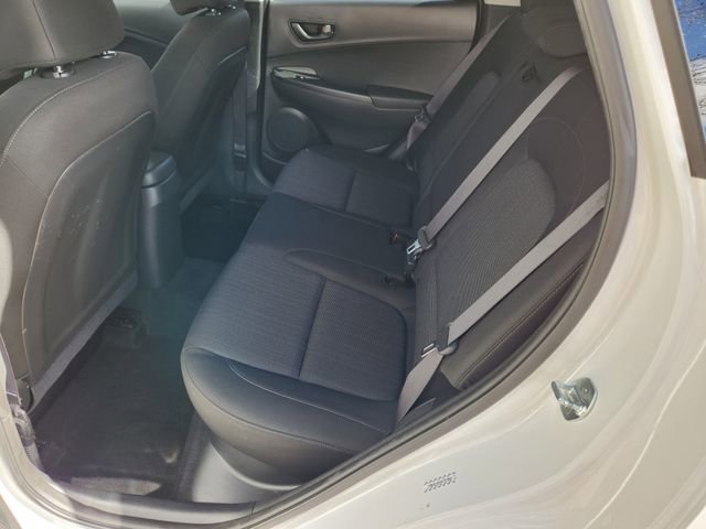 Used 2022 Hyundai Kona SEL image 28