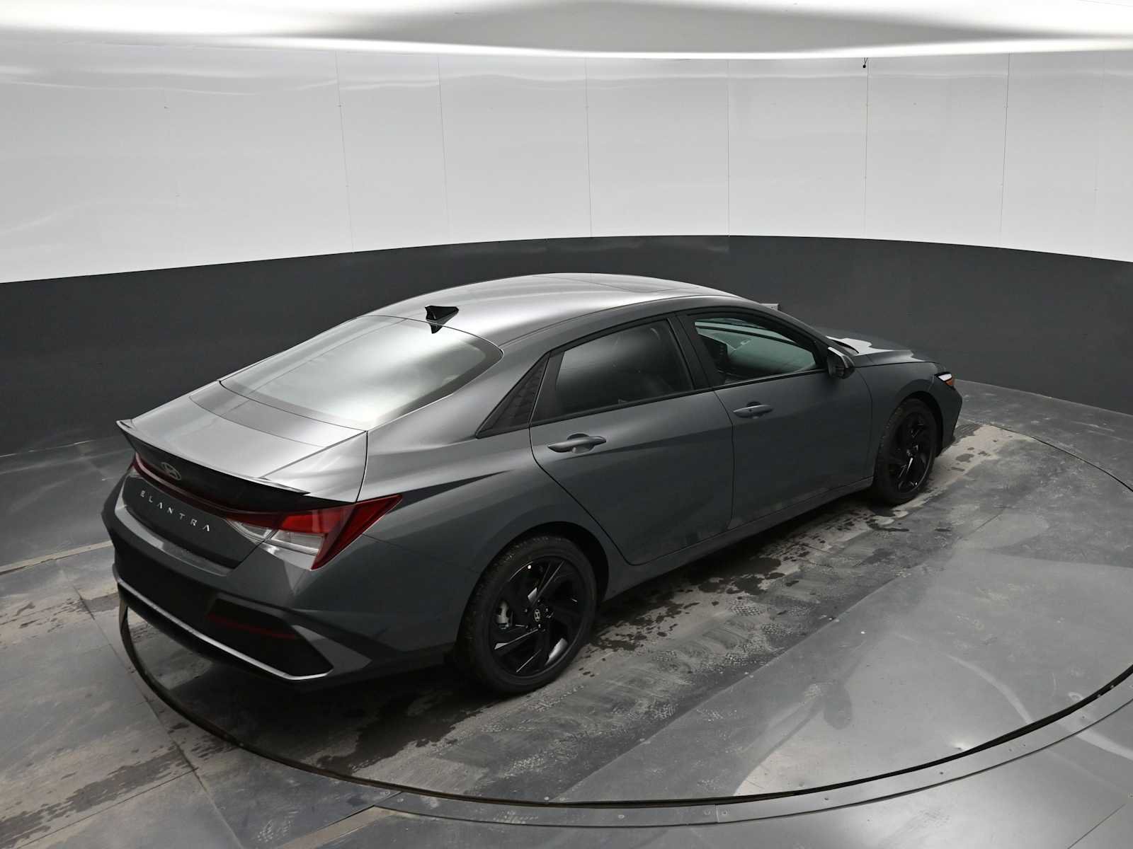 New 2026 Hyundai Elantra SEL Sport FWD image 29